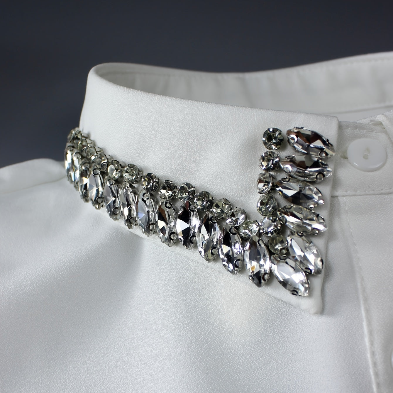 SSG: 1pc Luxurious Shiny Rhinestones Fake Collar, Sparkling Versatile Half Shirt Dickey Collar for Women