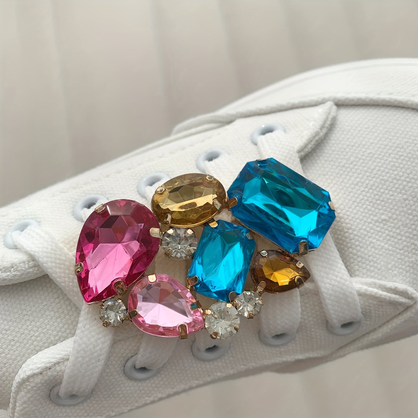 90's 1pc Sparkling Shoe Buckles, Irregular Rhinestone Design Detachable Shoe Charms for Sneakers & Sandals & Shoelace Decoration